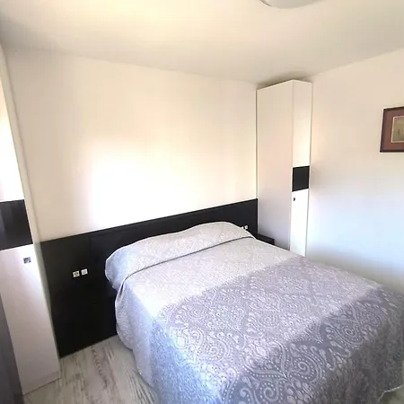 Apartment Palmera E *
