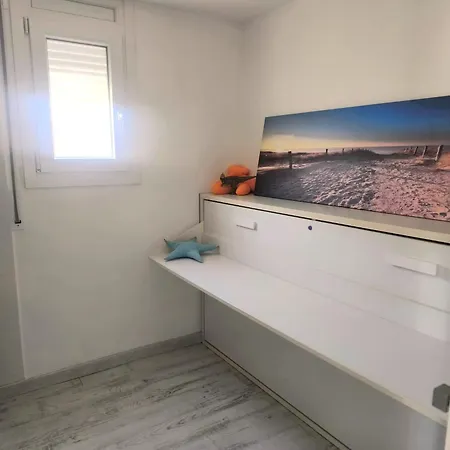 Palmera E Apartment *